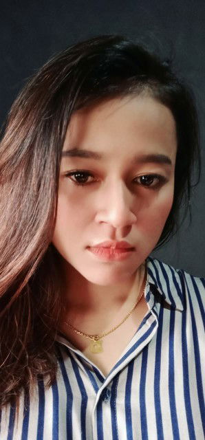 rini rozalina profile icon