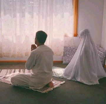 fathimah riyanto profile icon