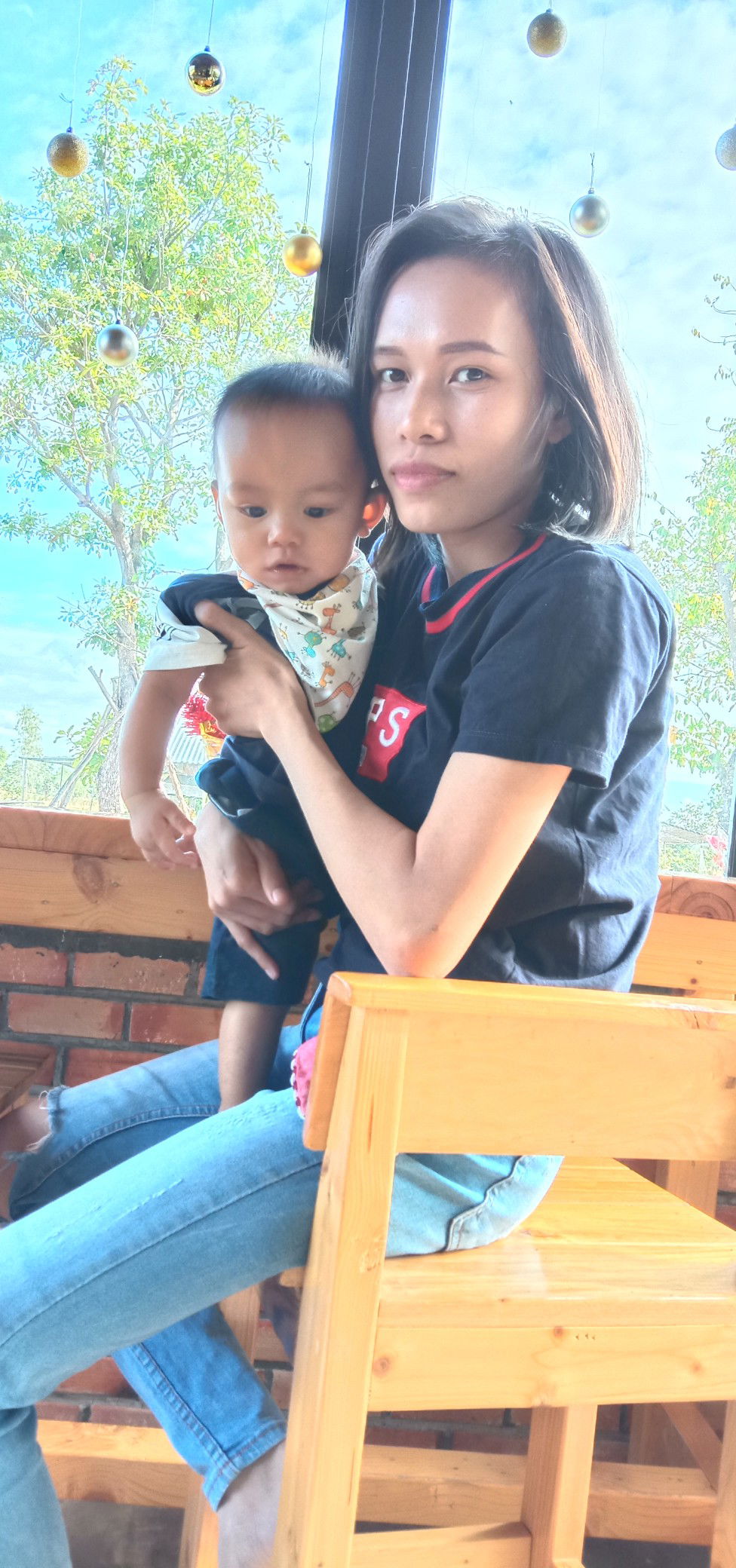 Mew Pa Tin Ya profile icon