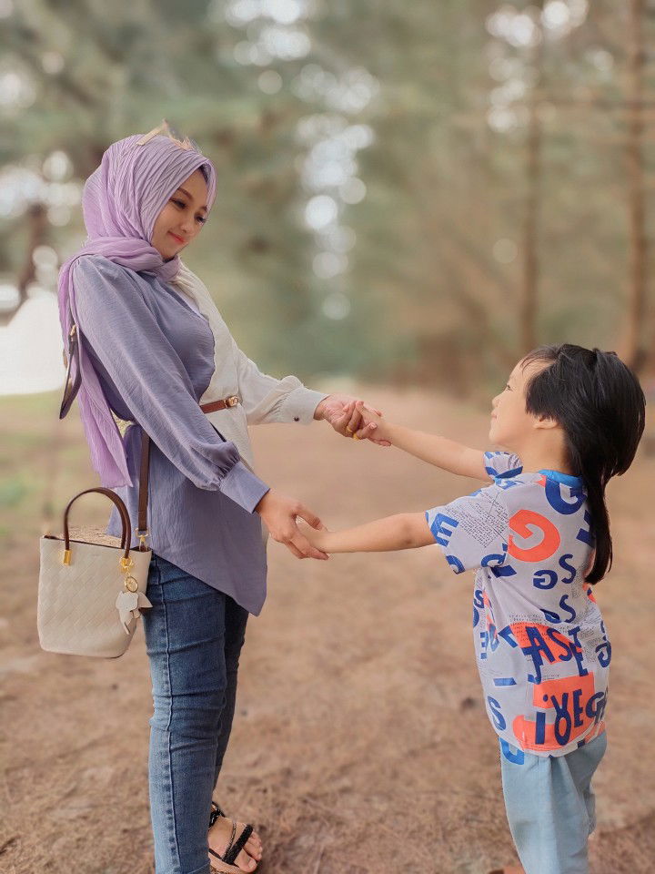 Mommy R profile icon