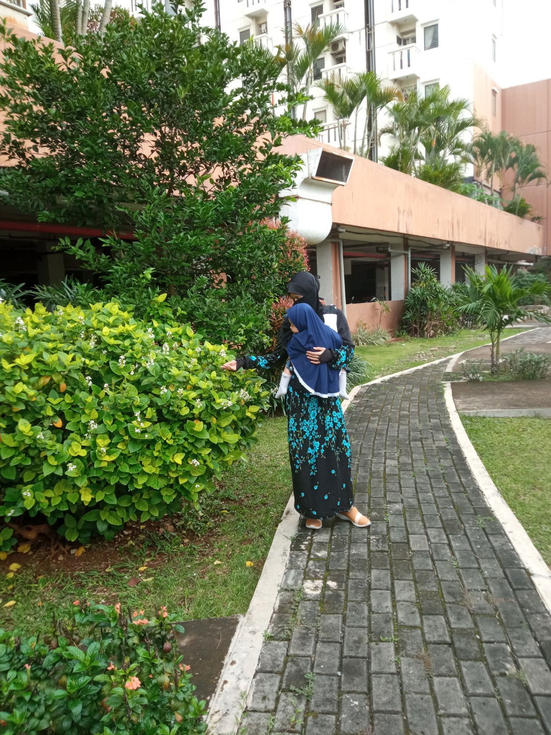 Nur amalina Dwi anggraini profile icon