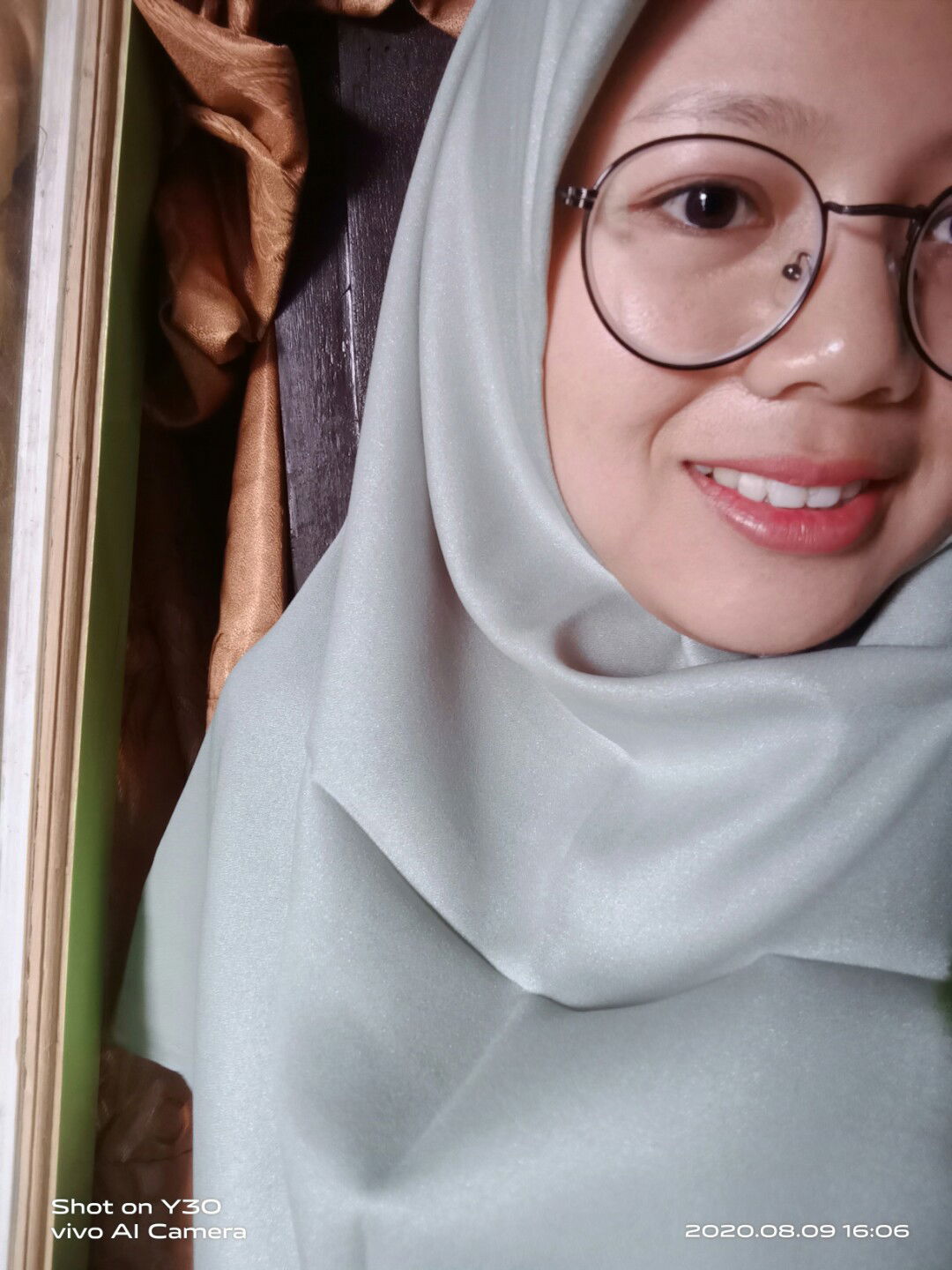 Devi Hendarti profile icon