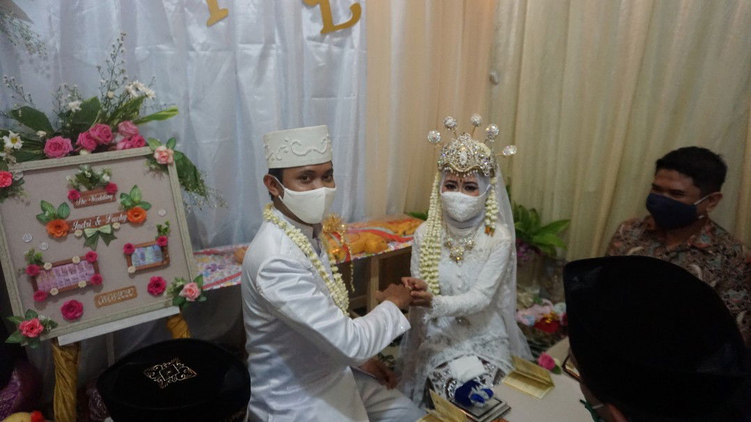 Indri Riyanti profile icon