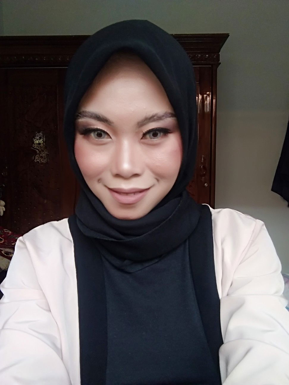 Mira dwi L profile icon