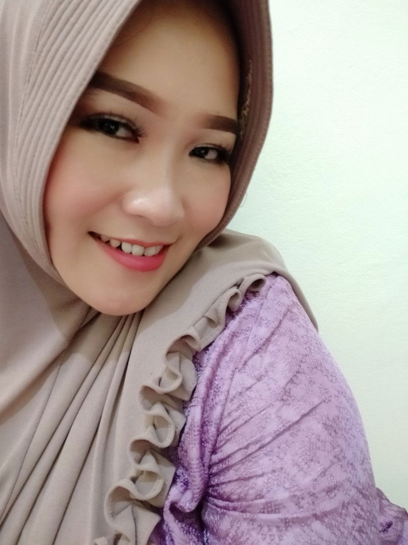 kiki puspitasari profile icon