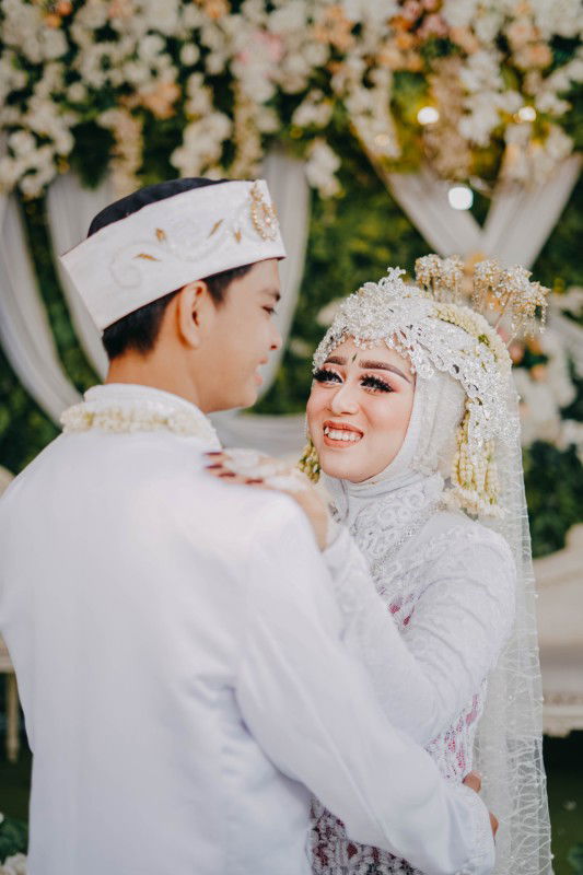 Leni Lindawati profile icon