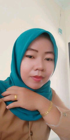 Deni refiyana profile icon