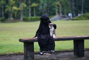 Siti Fatimatuzzahro profile icon