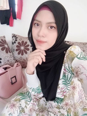 Naina Yusof profile icon