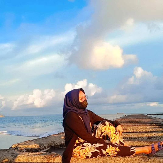 Ayu Retyaningsih profile icon