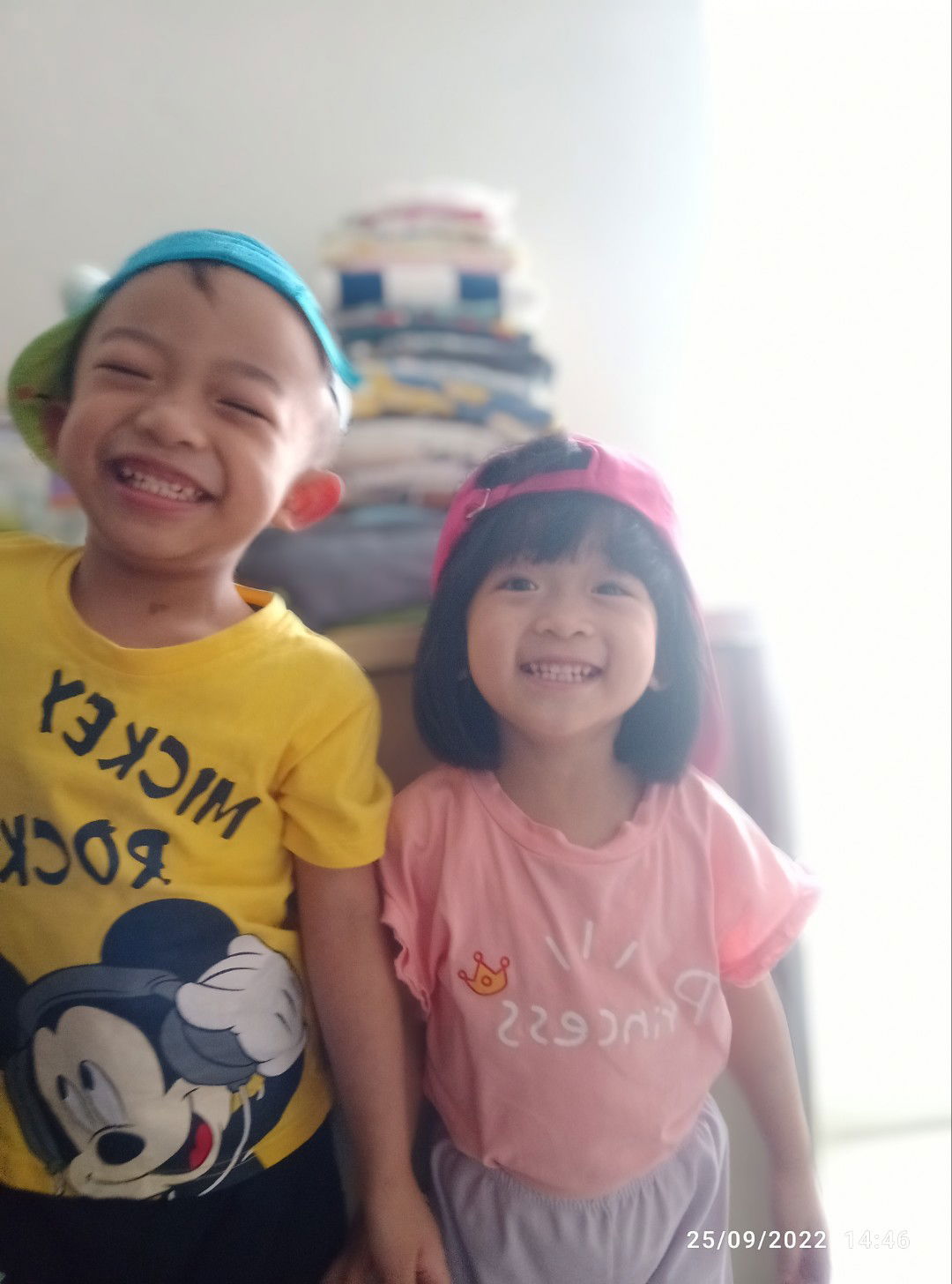 Zuzu Moon profile icon