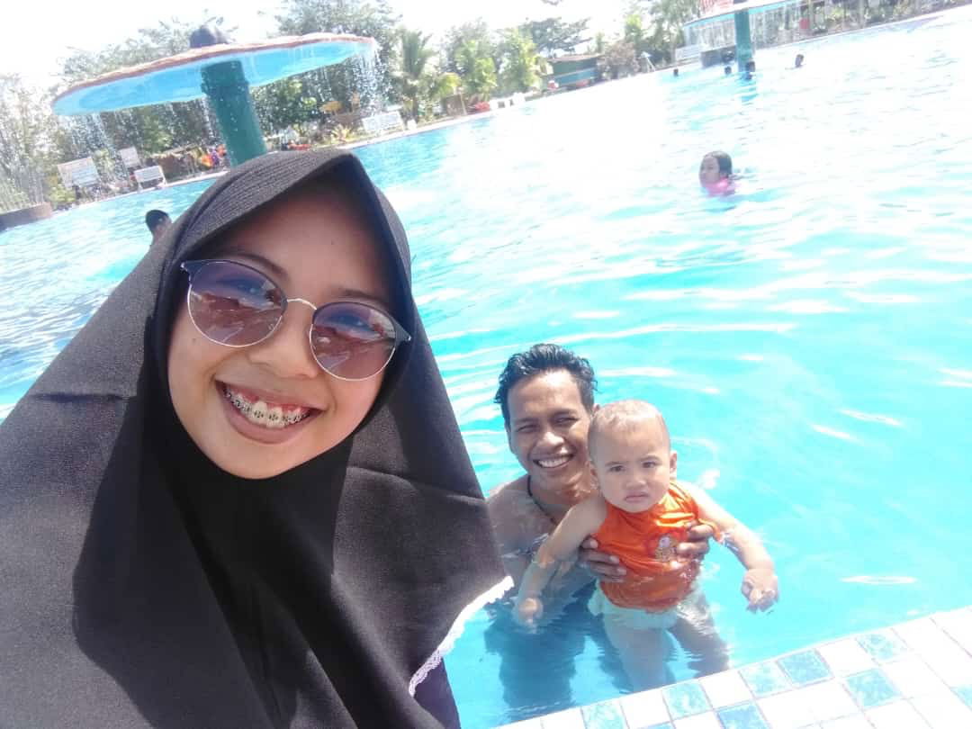 Moms Airyn profile icon