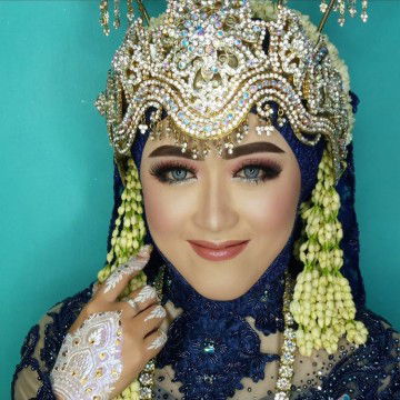 Ainun Indah profile icon