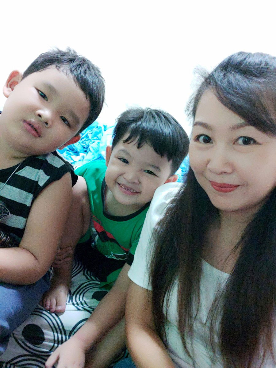 Mom of 3 boys profile icon