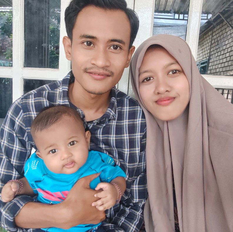 Lutvia Nur'Aeni profile icon