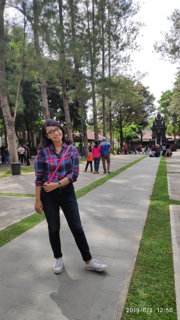 Niken Lucia profile icon