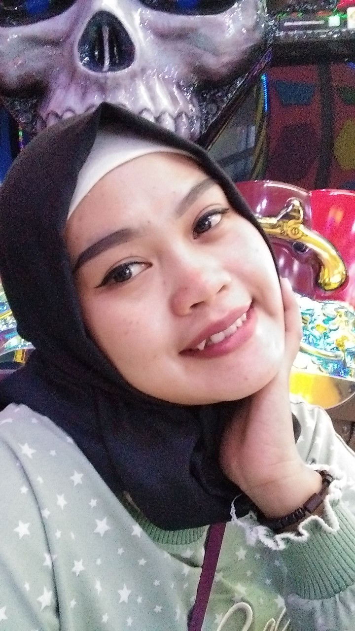 Kenitha semi Aprillia profile icon