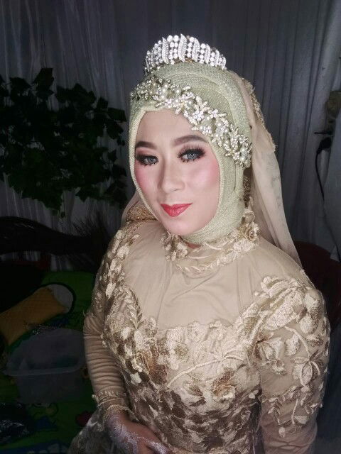 Eneng Yulianti profile icon