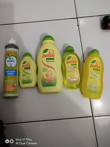 sabun atau perlengkapan baby
