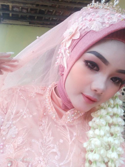 putrin... profile icon