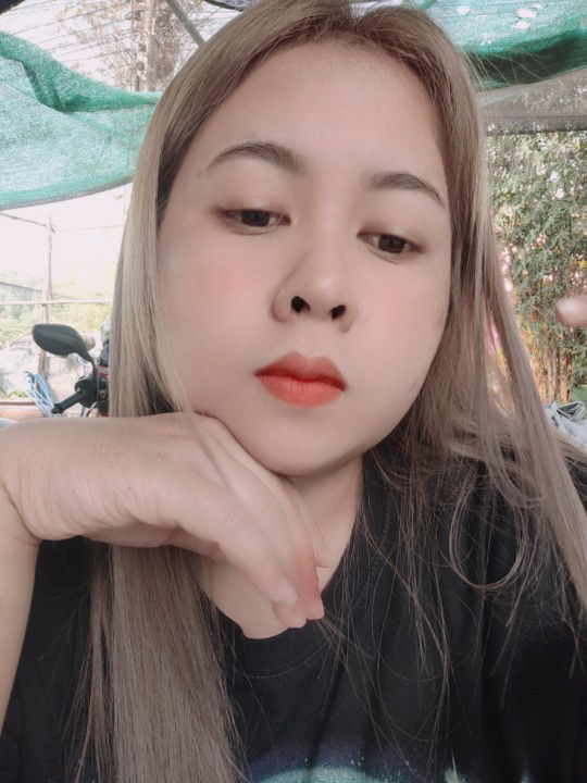 หญิง' ปู profile icon