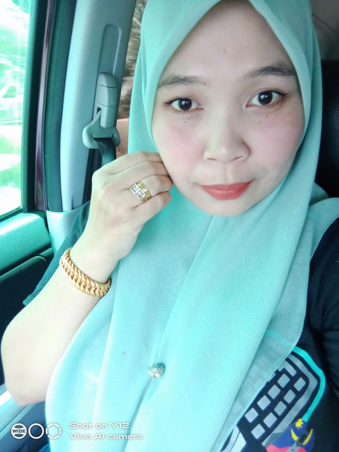 sariyah profile icon