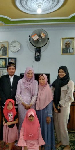 Nur Mia profile icon