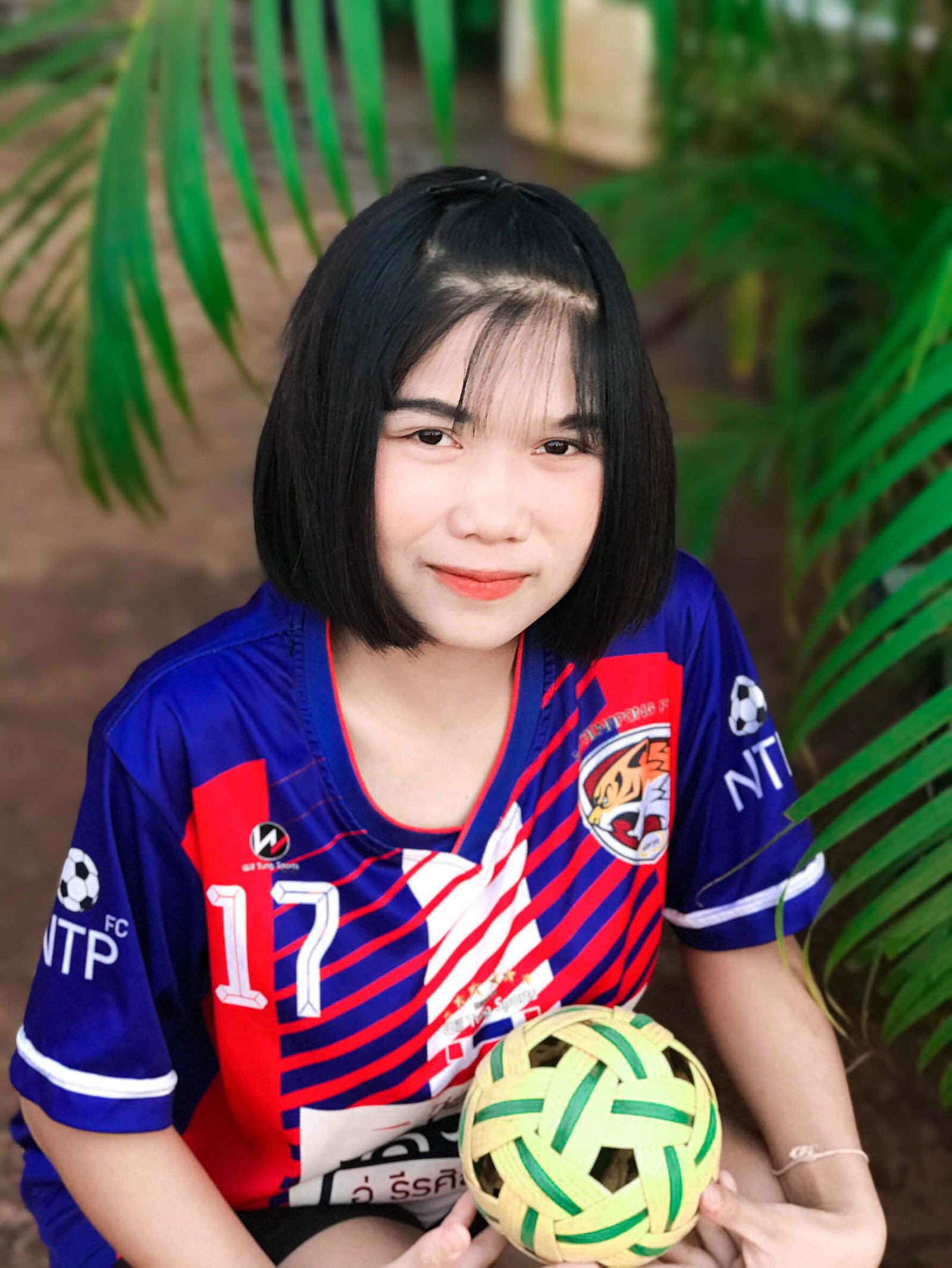 หาหมีเห็นเหม็นหูหมีหูเหม็น หมาหมีหายหมาเห็นเหม็นหูหมี profile icon