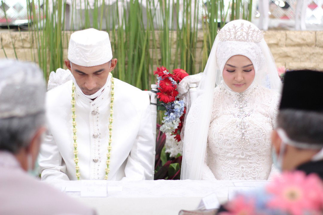 Devi Apriyanti profile icon