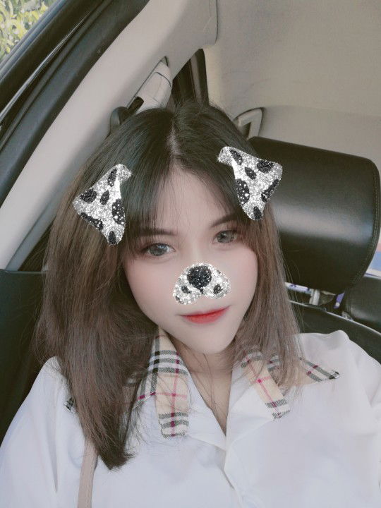 Praew Suphattra profile icon