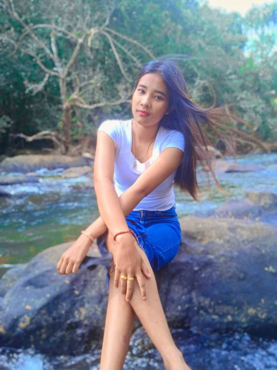 สโรชา ช่อไม้ profile icon