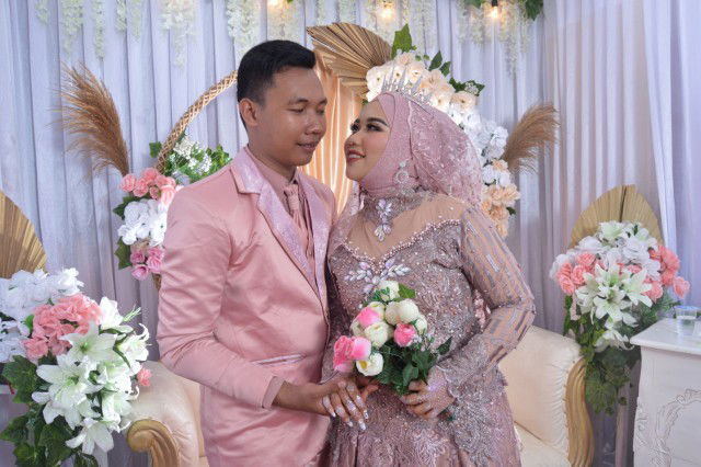 Lela Nurlaela profile icon