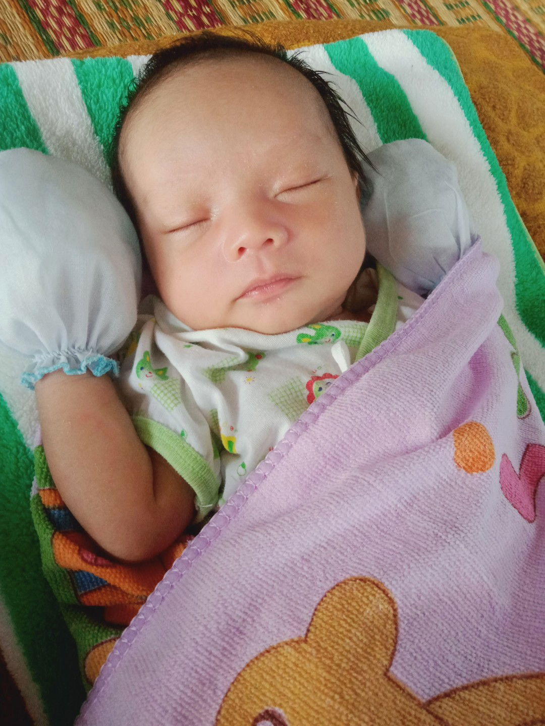 ด.ญ. นฤมล profile icon