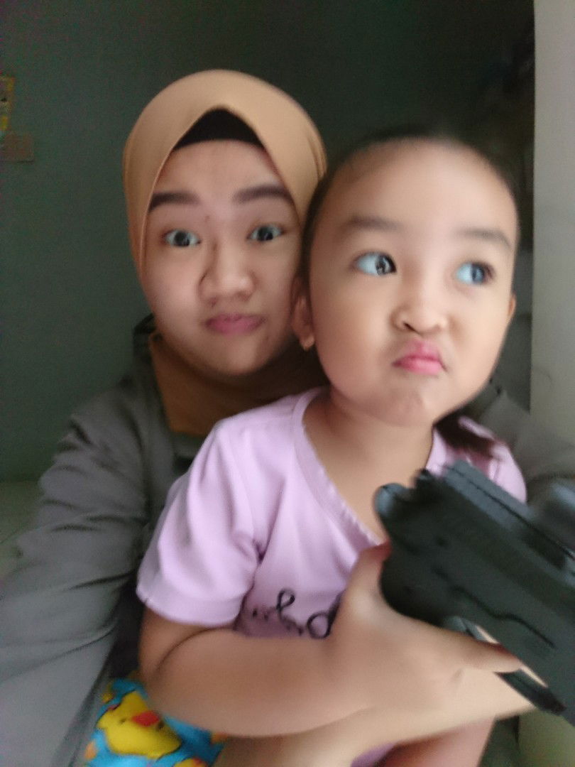 Vikki Aulia profile icon