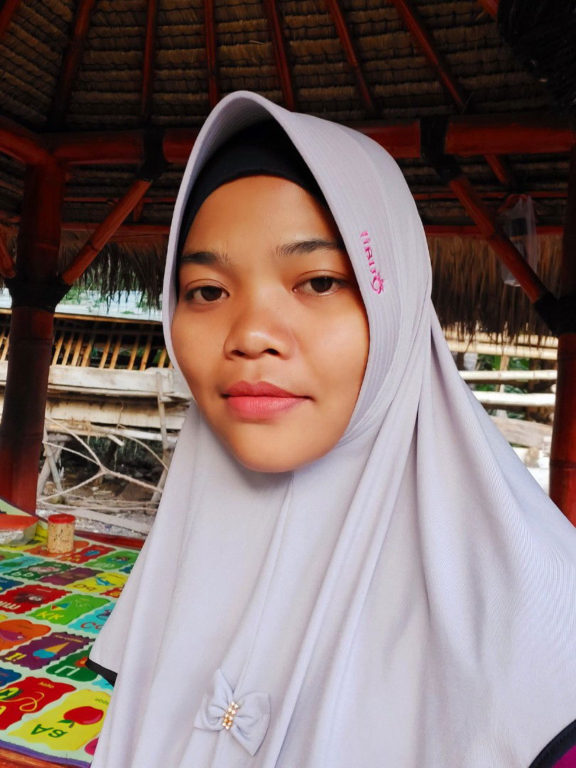 sri.minarni 4life.com/10812141 profile icon