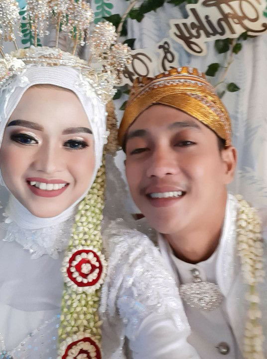 fitriyani profile icon