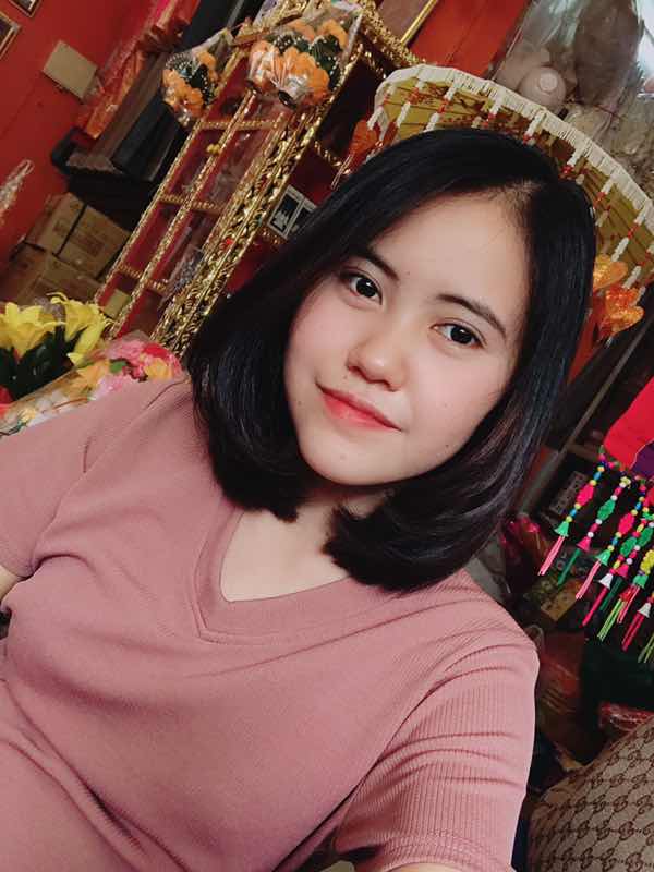 May Noii profile icon