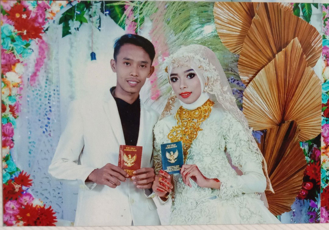 Iteng oktafiani profile icon