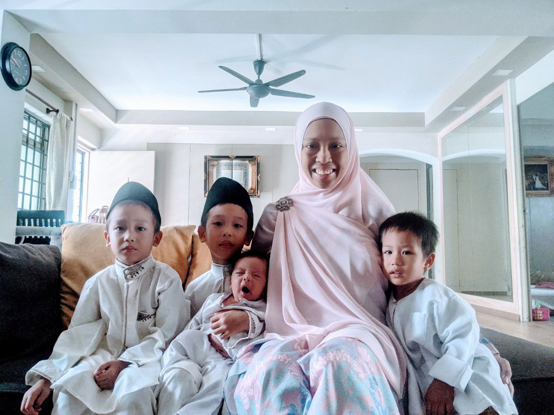 Radianah Mohd Yusof profile icon