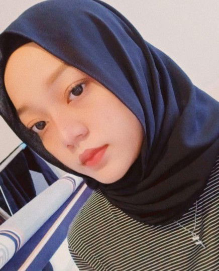 Nur Wahida profile icon