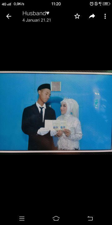 IndahAy_ profile icon