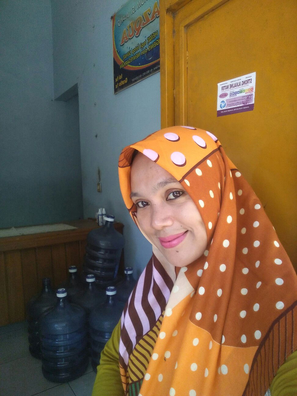 Nopi Nopiyanti profile icon