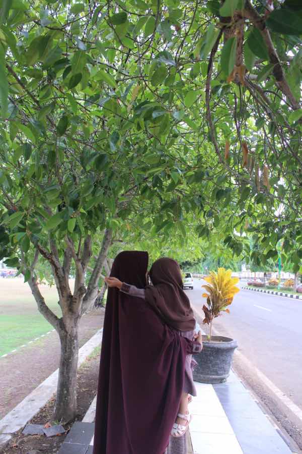 heny fitriana profile icon