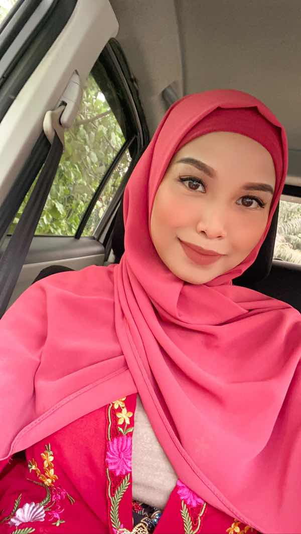 Nur Izyannie profile icon