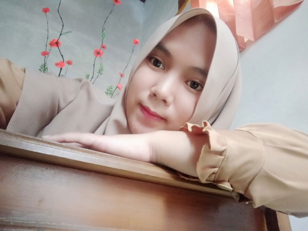 Lyna Heliyanti profile icon