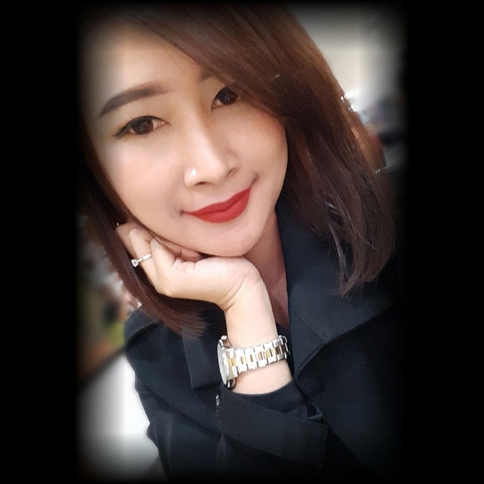 Tria Andriani profile icon