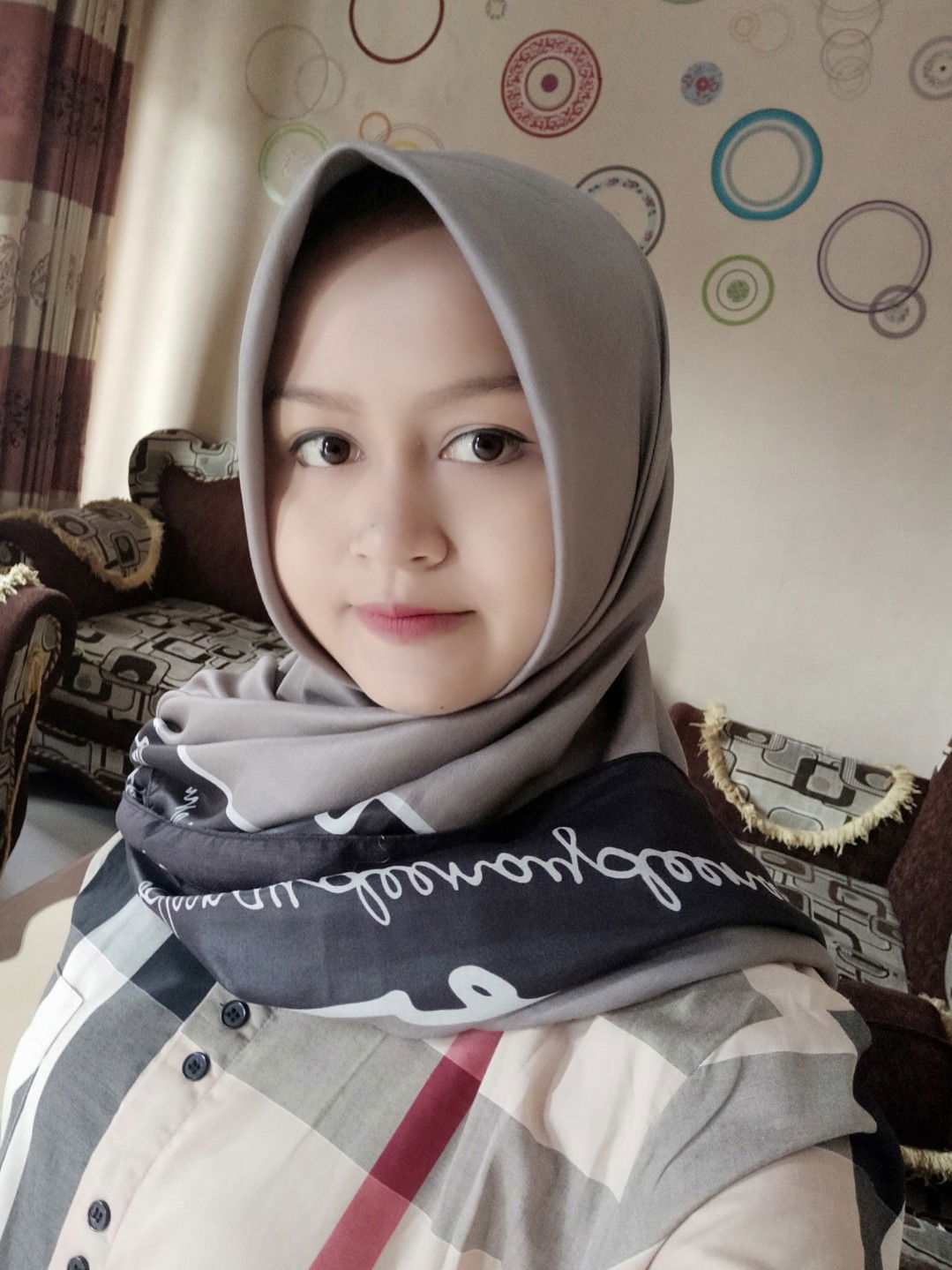 Elis Nofithalia profile icon