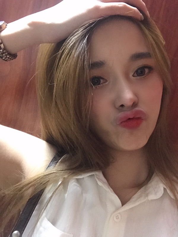 Por Sudarat profile icon