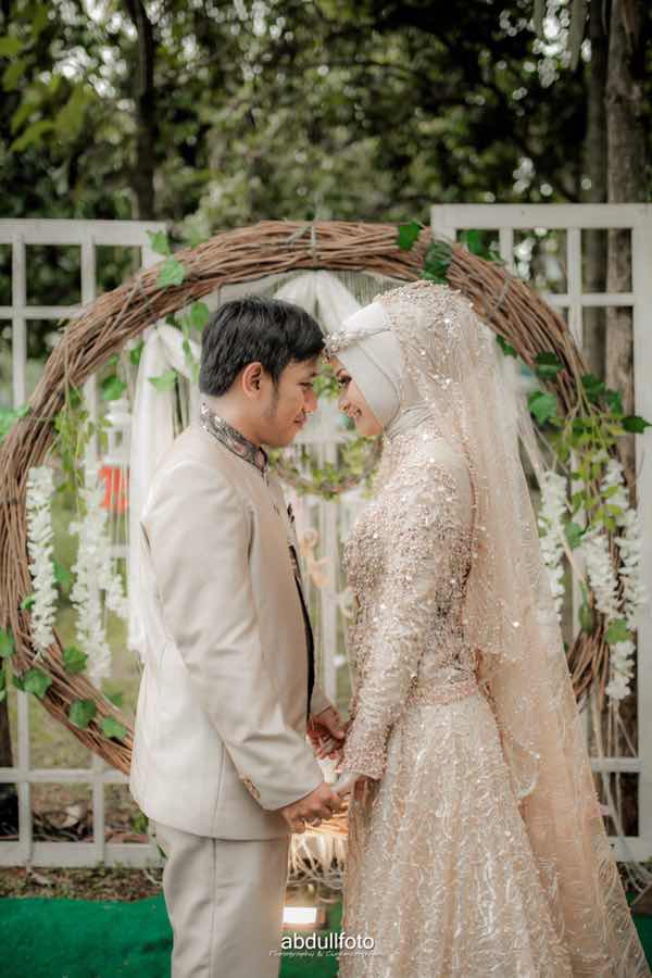 Ghea Indira profile icon