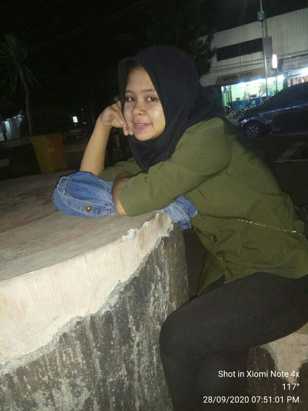 aryani pratiwi profile icon